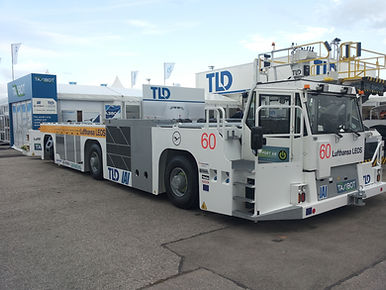 Read more about the article TAXIBOT (WB) FOR WIDE-BODY AIRCRAFT WAS PRESENTED AT THE INTER AIRPORT EUROPE EXHIBITION